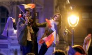 Macron supporters celebrate the president's victory on May 7, 2017. (© picture-alliance/dpa)