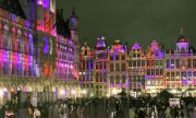 Der Grand-Place in Brüssel erstrahlt am Abend des 30. Januars in den Farben des Union Jacks. (© picture-alliance/dpa)