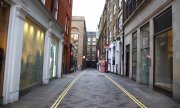 Une rue déserte, dans le quartier de Covent Garden, à Londres, pendant le confinement. (© picture-alliance/dpa)