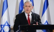 Netanyahu, görevdeyken hakkında dava açılan ilk İsrail başbakanı. (© picture-alliance/dpa)