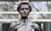 Rosa Luxemburg statue in Berlin. (© picture-alliance/dpa)