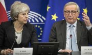 Theresa May und EU-Kommissionspräsident Jean-Claude Juncker. (© picture-alliance/dpa)