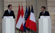 Emmanuel Macron ve Sebastian Kurz salı günü Paris'te stratejilerini masaya yatırdı; AB yetkilileri, Berlin ve Amsterdam toplantıya video aracılığıyla katıldı.(© picture-alliance/dpa, Michel Euler)