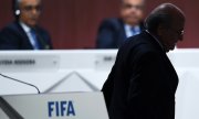 Blatter avait été réélu vendredi pour la cinquième fois à la tête de la FIFA. (© picture-alliance/dpa)
