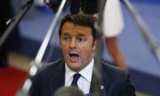 The EU leaders agreed that states will take in refugees who arrived in Italy or Greece on a voluntary basis. Italian Prime Minister Matteo Renzi had harshly criticised his colleagues beforehand. (© picture-alliance/dpa)