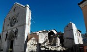 The destroyed San Benedetto basilica in the town of Norcia. (© picture-alliance/dpa)