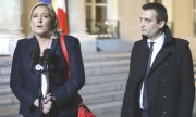 FN-Chefin Marine Le Pen und Vize Florian Philippot im Mai 2017. (© picture-alliance/dpa)