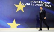 Macron, iki saatten fazla bir süre boyunca AB'nin mevcut durumunu ve geleceğini analiz etti. (© picture alliance / ASSOCIATED PRESS / Christophe Petit Tesson)
