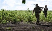 En Ukraine, les hommes âgés de 25 à 60 ans qui sont aptes au service militaire peuvent être mobilisés. L'interdiction de quitter le territoire s'applique, quant à elle, dès l'âge de 23 ans. (© picture alliance / Photoshot)