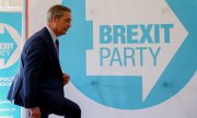 Nigel Farage le 7 mai 2019, se rendant à une conférence de presse. (© picture-alliance/dpa)