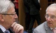 Schäuble is obviously critical that Commission President Juncker has had so much influence in the dispute over Greek debt. (© picture-alliance/dpa)
