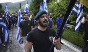 Protest against the compromise in the name dispute with Macedonia. (© picture-alliance/dpa)