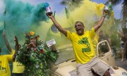 Bolsonaro supporters celebrate in Rio de Janeiro. (© picture-alliance/dpa)