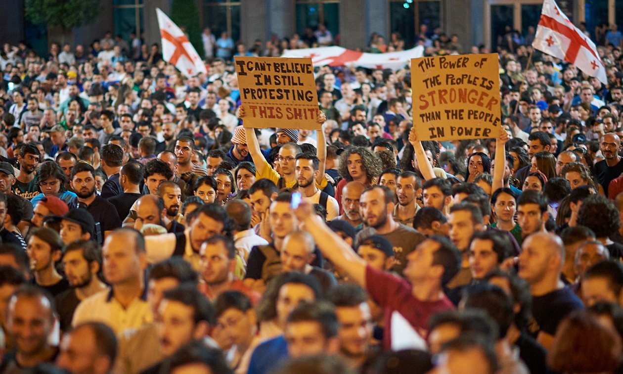 Protests in Georgia: is Russia getting nervous? | eurotopics.net