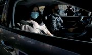 У Исабель Диас Аюсо и председателя Народной партии Касадо - разные мнения об ультраправой партии Vox. (© picture-alliance/Хуан Карлос Рохас)
