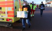 Impfstoffe werden zur deutschen Nordseeinsel Norderney transportiert. (© picture-alliance/Volker Bartels)