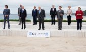 Die Chefs der G7 und der EU beim Auftakt des Gipfels am 11. Juni. (© picture-alliance/Patrick Semansky)