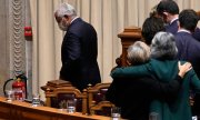 António Costa leaves the chamber after the vote on 27 October. (© picture-alliance/ASSOCIATED PRESS/Armando Franca)