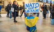 Flashmob pour l'Ukraine à la Grand Central Station, à New York (Etats-Unis), le 23 mars 2022. (© picture alliance / ZUMAPRESS.com/Milo Hess)