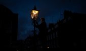 Un lampadaire fonctionnant au gaz. (© picture-alliance/empics / Aaron Chown)