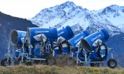 Alpler'deki yapay kar makineleri, 28 Aralık. (© picture alliance/SvenSimon/Frank Hoermann)