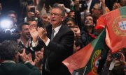Seguro celebrating his election victory. The transfer of power is scheduled for 9 March. (© picture alliance / ASSOCIATED PRESS / Ana Brigida)
