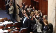 Голосование в парламенте Македонии 19 октября 2018-го года. (© picture-alliance/dpa)