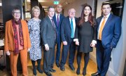 Labour MPs (from left to right) Ann Coffey, Angela Smith, Chris Leslie, Chuka Umunna, Mike Gapes, Luciana Berger and Gavin Shuker. (© picture-alliance/dpa)