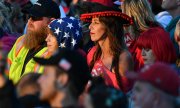 Trump supporters at a rally on 1 November 2020 in Hickory, North Carolina. (© picture-alliance/dpa)