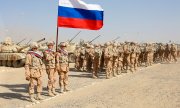 Russische Truppen bei einem gemeinsamen Manöver mit Usbekistan und Tadschikistan an der afghanischen Grenze am 10. August 2021. (© picture alliance/ASSOCIATED PRESS/Didor Sadulloev)