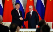 Xi Jinping and Vladimir Putin in the Kremlin. China's president is visiting Moscow for the first time in four years. (© picture-alliance/ASSOCIATED PRESS / Mikhail Tereshchenko)