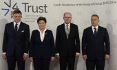 Die Regierungschefs der Slowakei, Polens, Tschechiens und Ungarns (v. l. n. r.) (© picture-alliance/dpa)