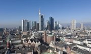 Frankfurt skyline. (© picture-alliance/dpa)