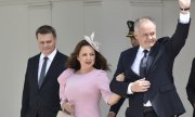 Andrej Kiska (re.) bei seiner Verabschiedung als Präsident am 15. Juni 2019. (© picture-alliance/dpa)