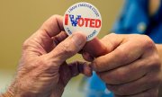 Подсчёт голосов может растянуться на дни и даже недели. (© picture-alliance/Associated Press/Рохелио В. Солис)