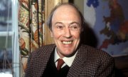 Roald Dahl in 1979. (© picture-alliance/Photoshot)