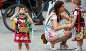 At the Corpus Christi Procession in Kraków on 30 May. (© picture-alliance/dpa)