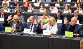 Les membres du Parlement européen débattent du budget de l'UE pour 2028-2034. (© picture alliance / Hans Lucas / POOL UNION EUROPEENNE)