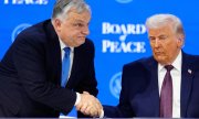 Orbán und Trump beim Weltwirtschaftsforum in Davos im Januar 2026. (© picture alliance / ASSOCIATED PRESS / Markus Schreiber)