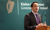 Irlands Premier Leo Varadkar, selbst Arzt, kritisiert die bestehende Gesetzgebung als zu restriktiv. (© picture-alliance/dpa)