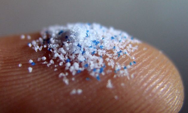 Résultat de recherche d'images pour "microplastiques"
