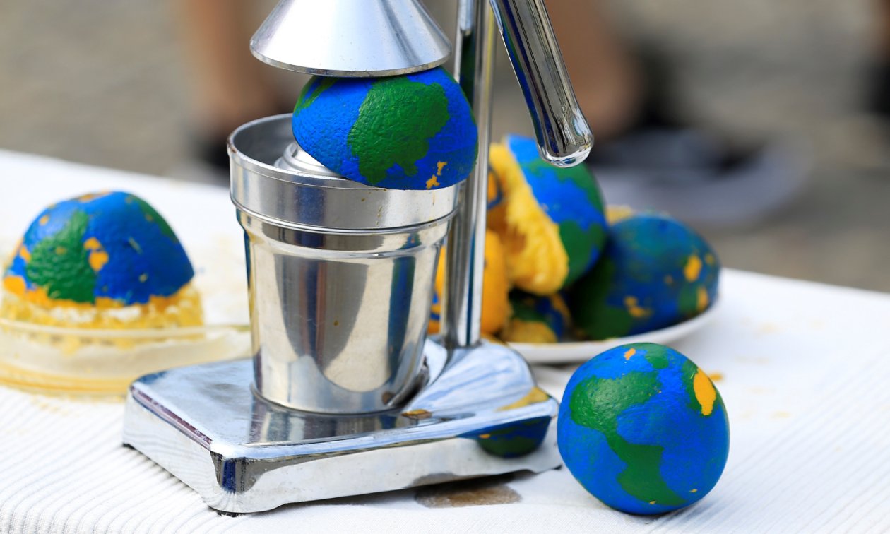 Earth Natural Resources Running Out The Earth Images