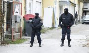 Polizisten in Graz während der Operation Luxor im November 2020. (© picture-alliance/dpa)