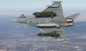 Taurus-Marschflugkörper an einem Kampfjet der Bundeswehr. (© picture alliance / abaca)