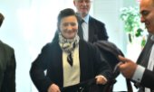 Управляющий директор компании SJ Линдегор по окончании заседания комитета по транпорту в шведском риксдаге, март 2024 года. (© picture alliance/TT Nyhetsbyrån/Самуэль Стеен)