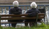 Selon les projections démographiques, la part des plus de 80 ans et plus dans la population européenne passera de 6,2 pour cent en 2025 à 15,3 pour cent en 2100. (© picture alliance / Jochen Tack)