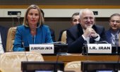 EU-Außenbeauftragte Mogherini und der iranische Außenminister Zarif. (© picture-alliance/dpa)