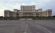Здание парламента в Бухаресте. (© picture-alliance/dpa)