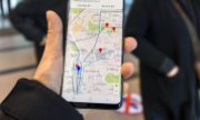 Eine südkoreanische App zeigt Nutzern Gebäude an, wo sich mit Sars-CoV-2 Infizierte aufgehalten haben. (© picture-alliance/dpa)