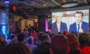 Emmanuel Macron in einer TV Debatte mit Marine Le Pen im Jahr 2017. (© picture alliance / Dominique Boutin/TASS/dpa / Dominique Boutin)
